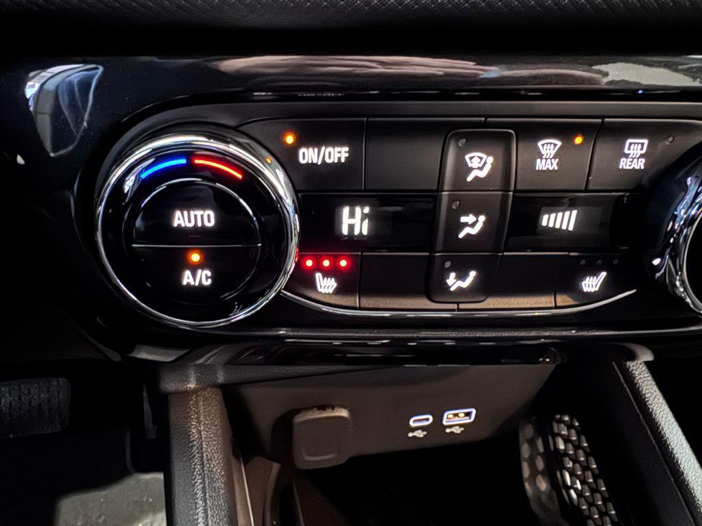 used 2025 Chevrolet TrailBlazer car, priced at $26,987
