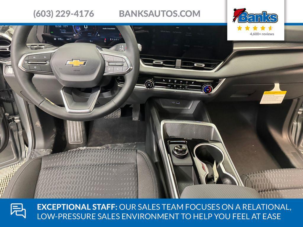 new 2026 Chevrolet Equinox car, priced at $34,598