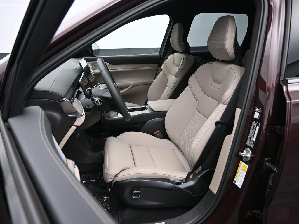 new 2025 Volvo EX90 car, priced at $79,378