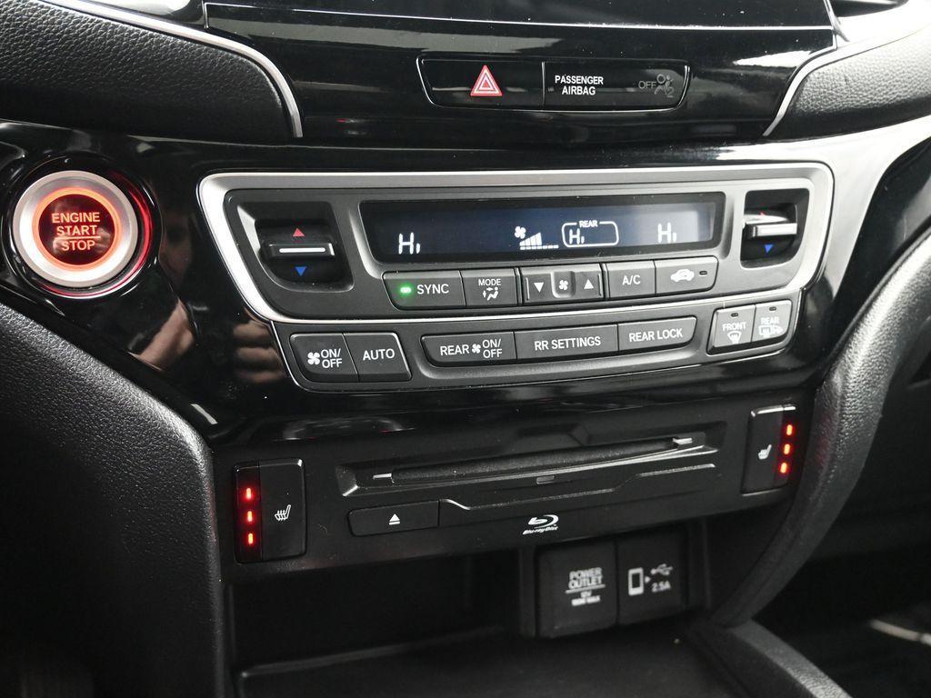 used 2020 Honda Pilot car, priced at $26,400