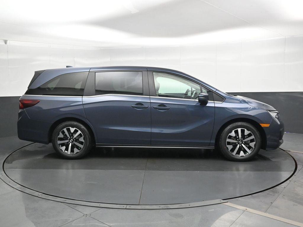new 2026 Honda Odyssey car, priced at $44,290