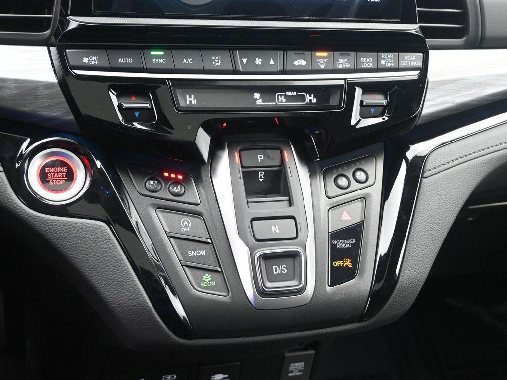 new 2026 Honda Odyssey car, priced at $53,645