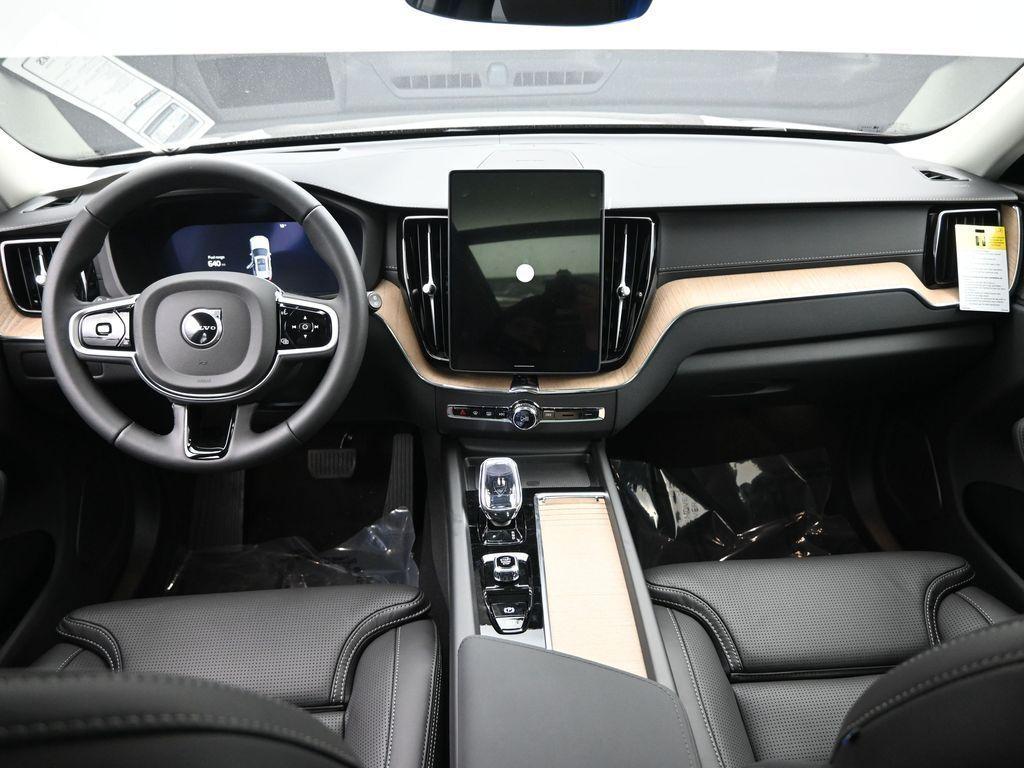new 2026 Volvo XC60 car, priced at $59,934
