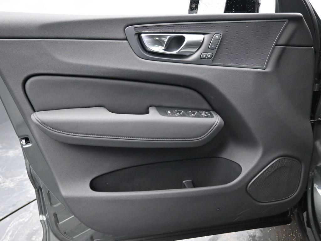 new 2026 Volvo XC60 car, priced at $50,585