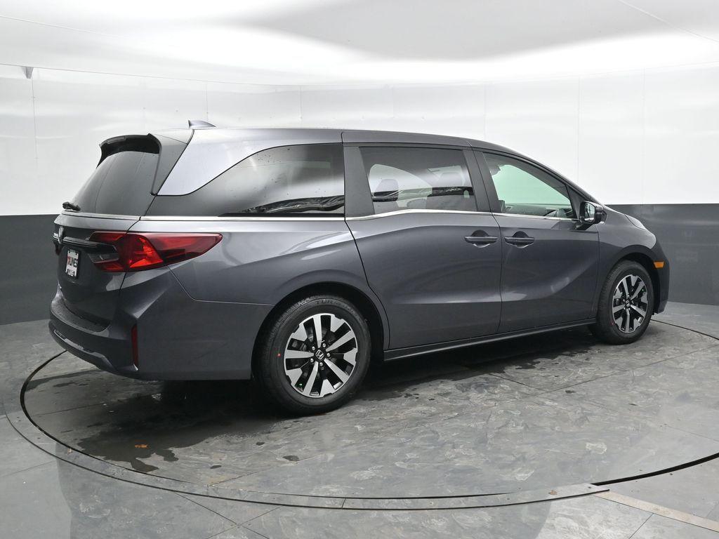 new 2026 Honda Odyssey car, priced at $44,290