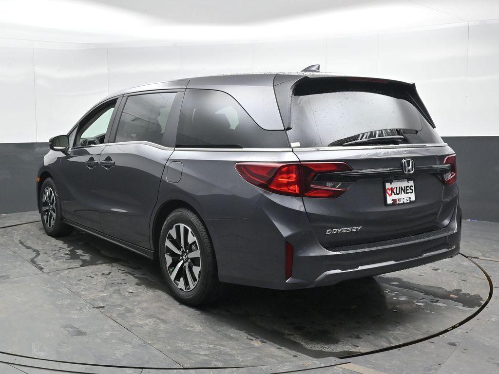 new 2026 Honda Odyssey car, priced at $44,290