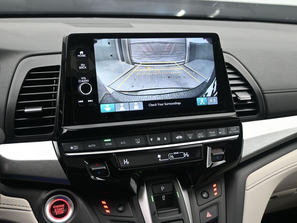 new 2026 Honda Odyssey car, priced at $44,290