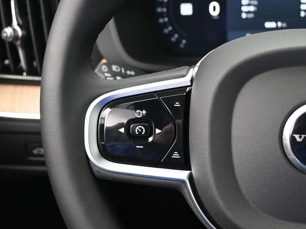 new 2026 Volvo XC60 car, priced at $54,230