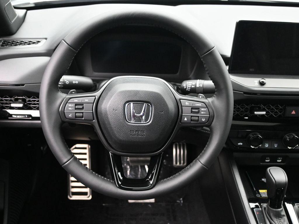 new 2025 Honda Accord Hybrid car, priced at $34,256