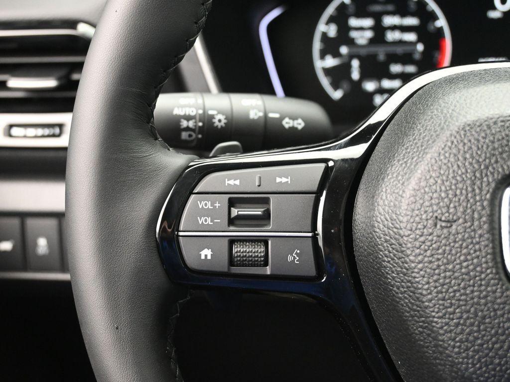 new 2025 Honda Pilot car, priced at $47,235