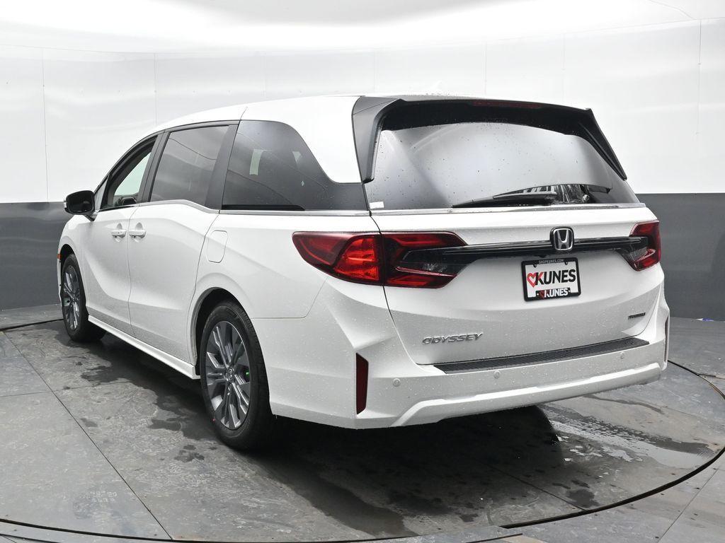 new 2026 Honda Odyssey car, priced at $47,049