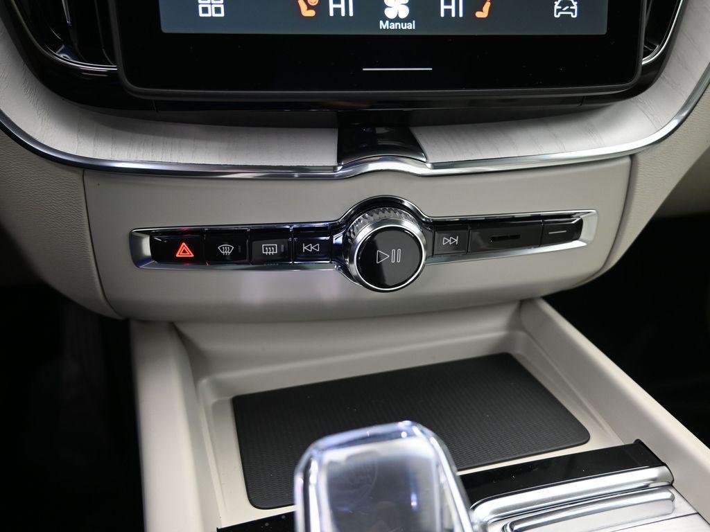new 2026 Volvo XC60 Plug-In Hybrid car, priced at $72,870