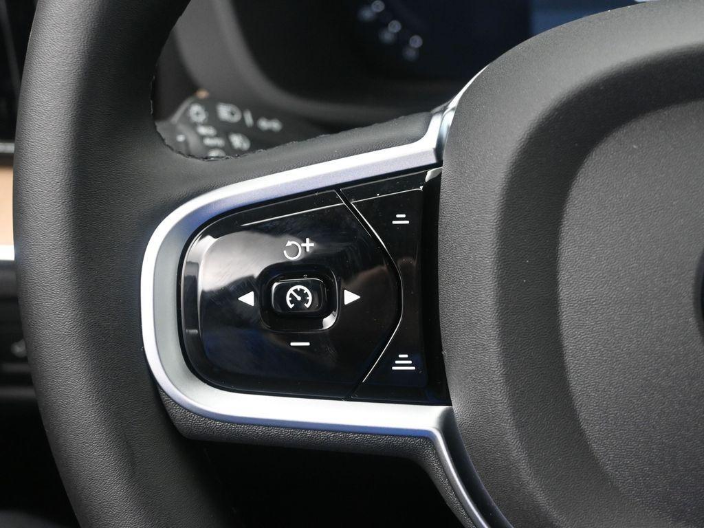 new 2026 Volvo XC60 car, priced at $56,360