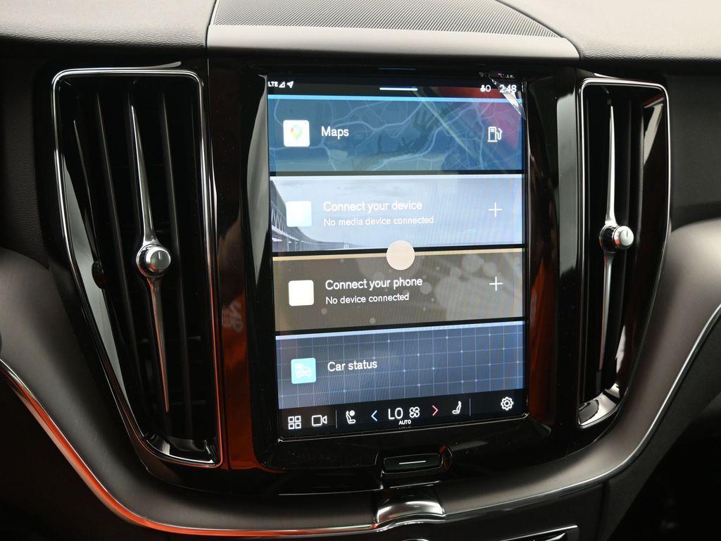 new 2025 Volvo XC60 car, priced at $40,732