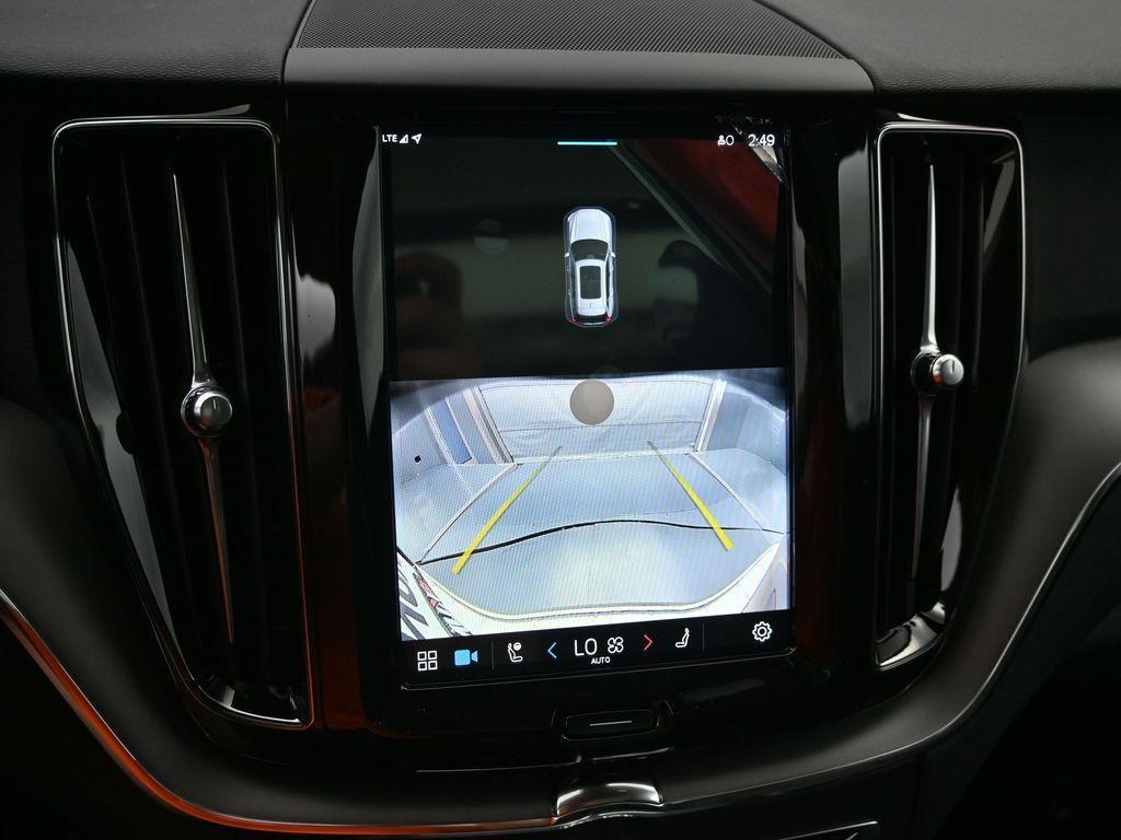 new 2025 Volvo XC60 car, priced at $40,732