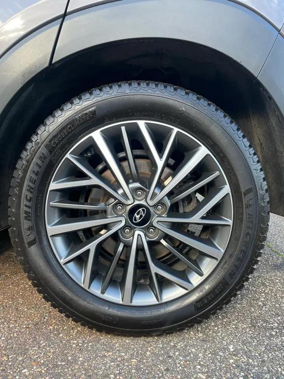 used 2021 Hyundai Tucson car, priced at $18,275