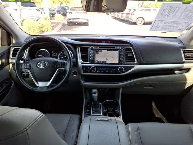 used 2019 Toyota Highlander car, priced at $26,999