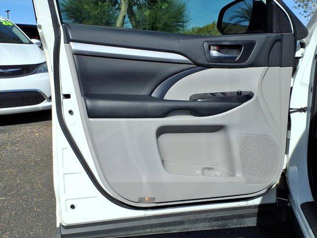 used 2019 Toyota Highlander car, priced at $26,999