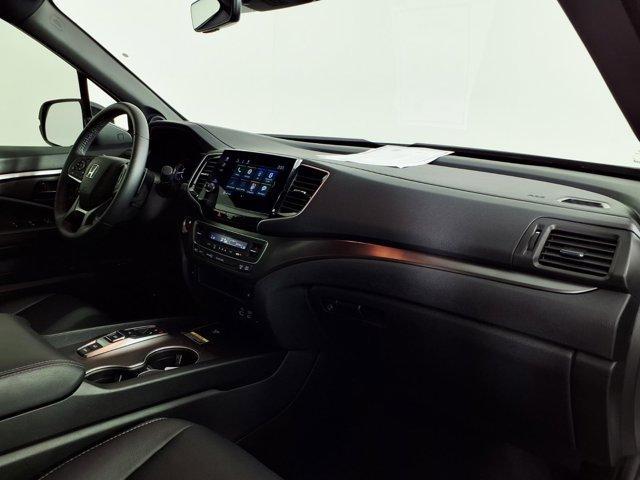 used 2025 Honda Passport car, priced at $36,999