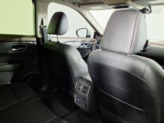 used 2023 Nissan Rogue car, priced at $24,999