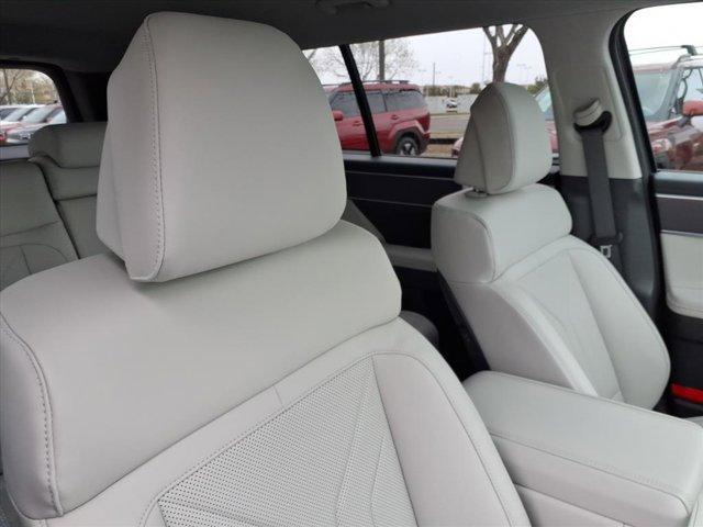 new 2026 Hyundai SANTA FE HEV car, priced at $36,936