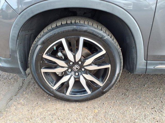 used 2021 Honda Pilot car, priced at $27,499