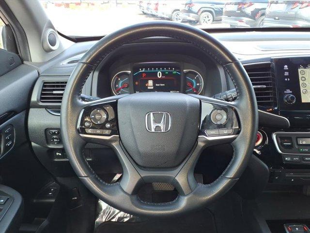 used 2021 Honda Pilot car, priced at $27,499