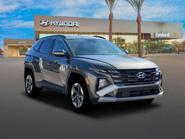 new 2026 Hyundai TUCSON Hybrid car, priced at $33,185