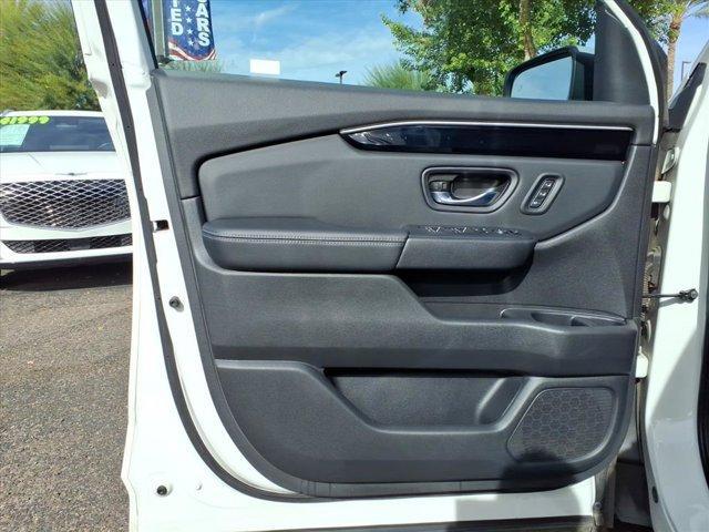 used 2023 Honda Pilot car, priced at $30,999