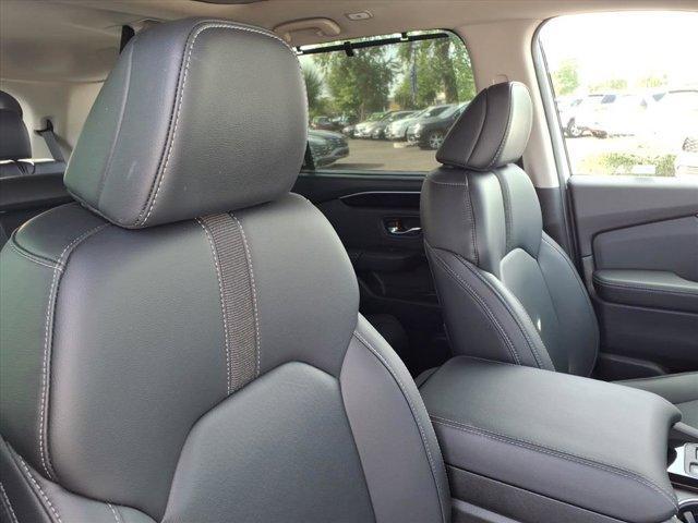 used 2023 Honda Pilot car, priced at $30,999