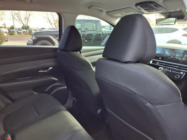 new 2026 Hyundai TUCSON Hybrid car, priced at $33,064