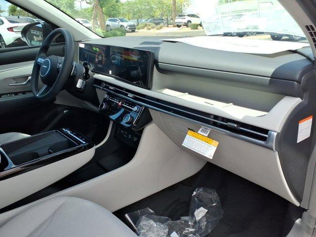 new 2026 Hyundai TUCSON Hybrid car, priced at $34,938