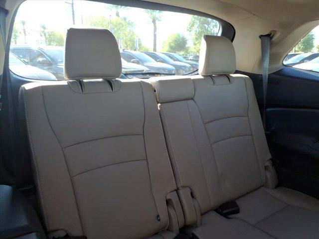 used 2022 Honda Pilot car, priced at $28,199