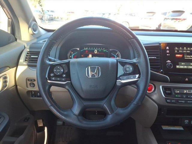 used 2022 Honda Pilot car, priced at $28,199