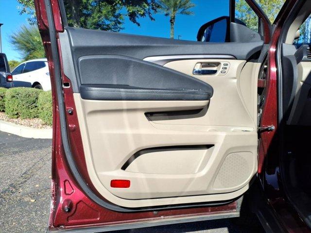 used 2022 Honda Pilot car, priced at $28,199