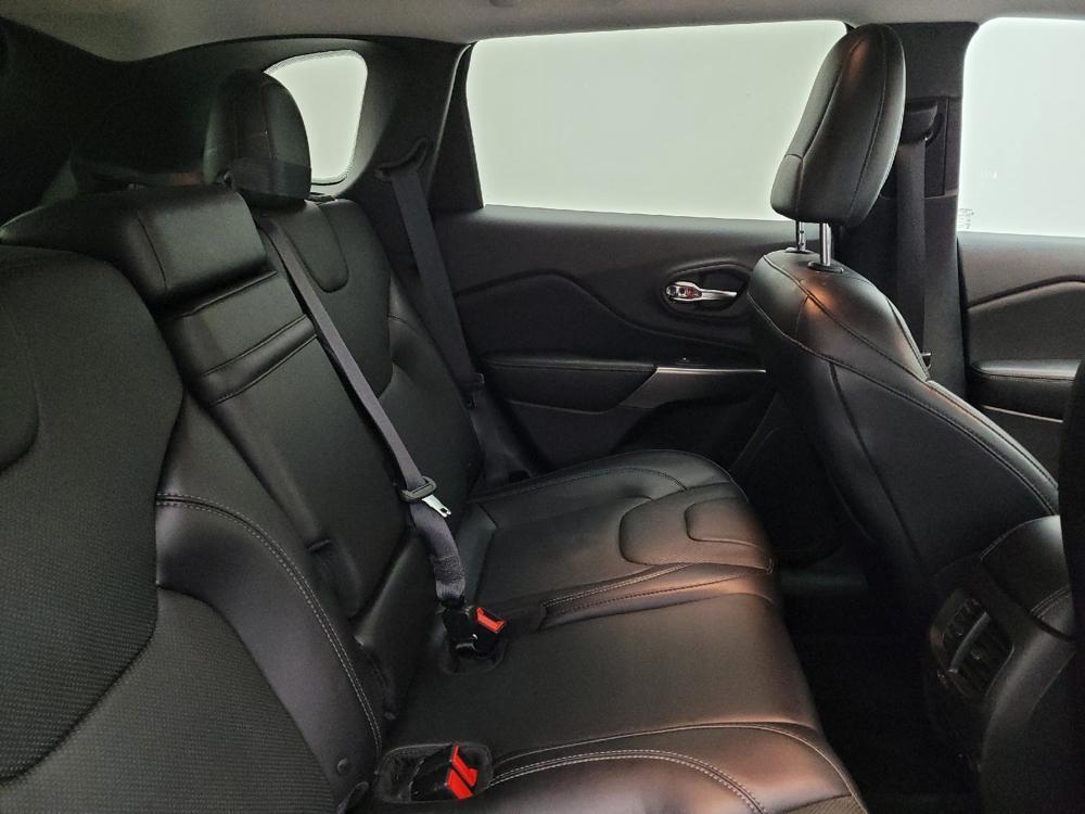 used 2019 Jeep Cherokee car, priced at $19,195