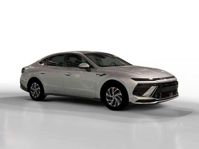 new 2026 Hyundai Sonata Hybrid car, priced at $30,900