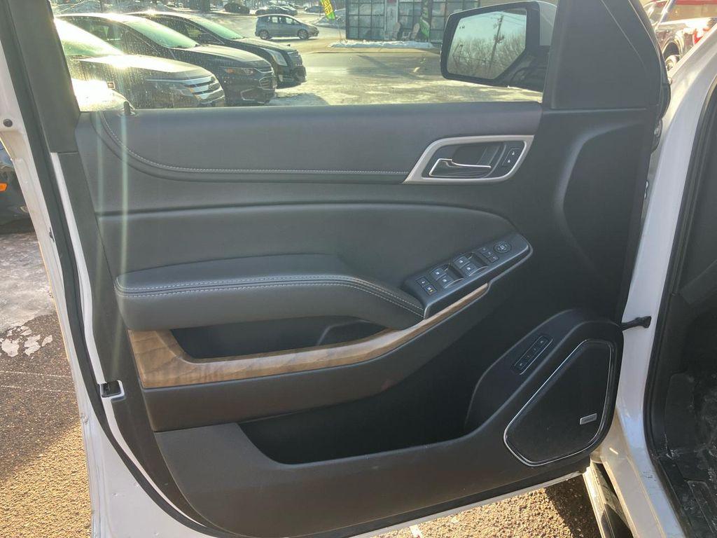 used 2020 GMC Yukon XL car, priced at $29,995