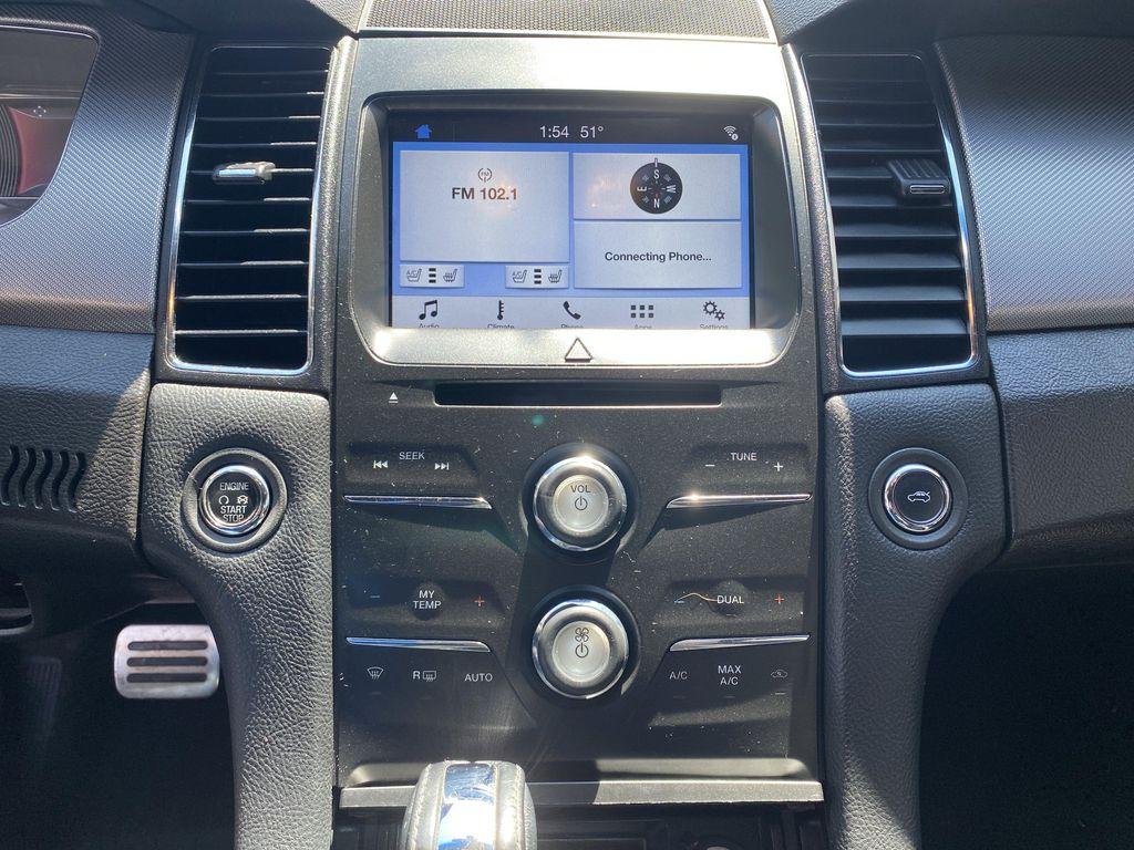 used 2016 Ford Taurus car