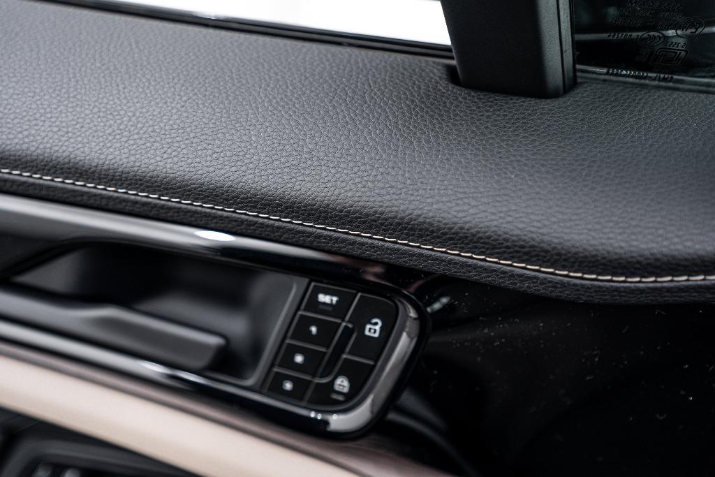 new 2026 Porsche Panamera car, priced at $136,280