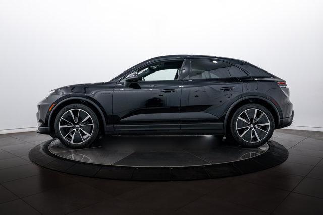 new 2026 Porsche Macan car