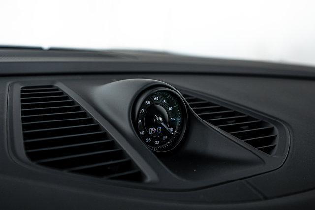 new 2026 Porsche Macan car