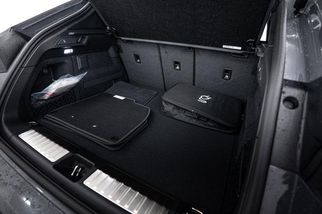 new 2026 Porsche Macan car