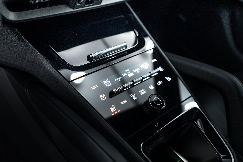 used 2026 Porsche Cayenne car, priced at $97,991