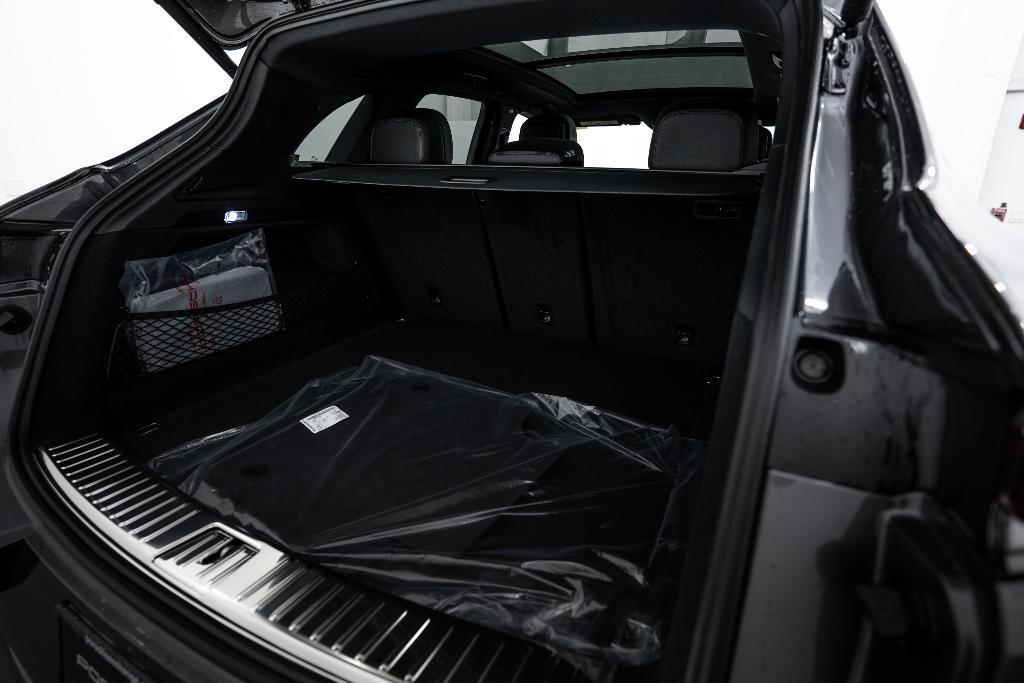 used 2026 Porsche Cayenne car, priced at $104,991