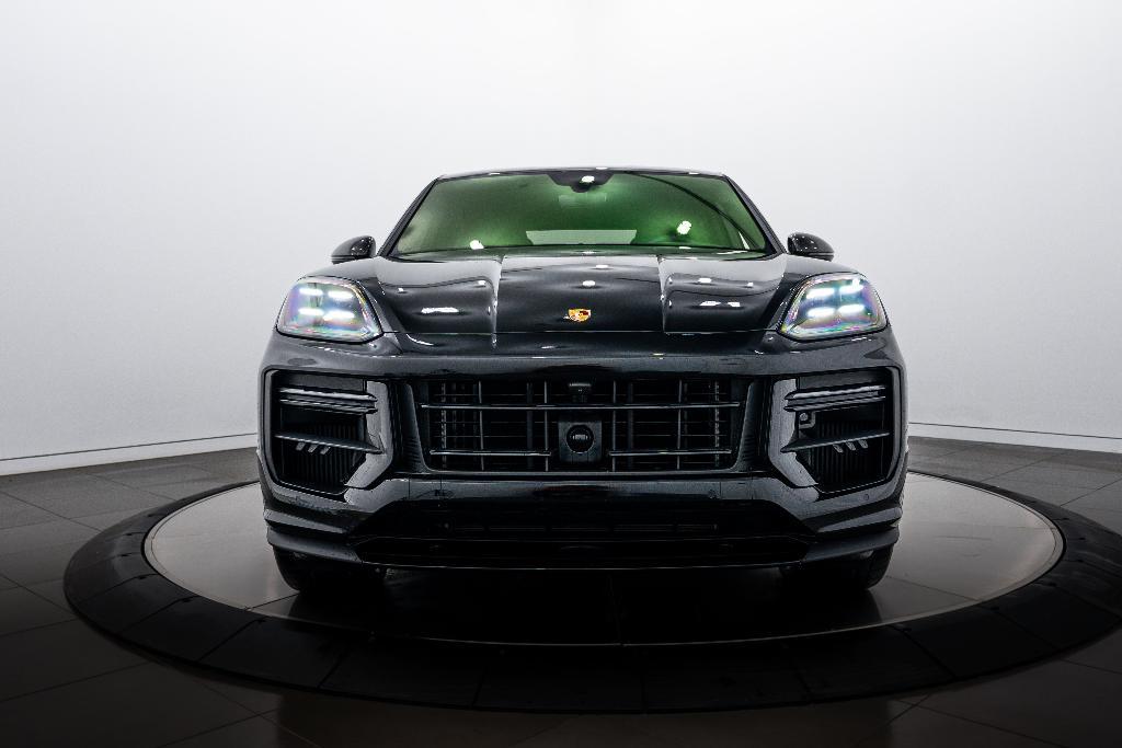new 2025 Porsche Cayenne car, priced at $229,985