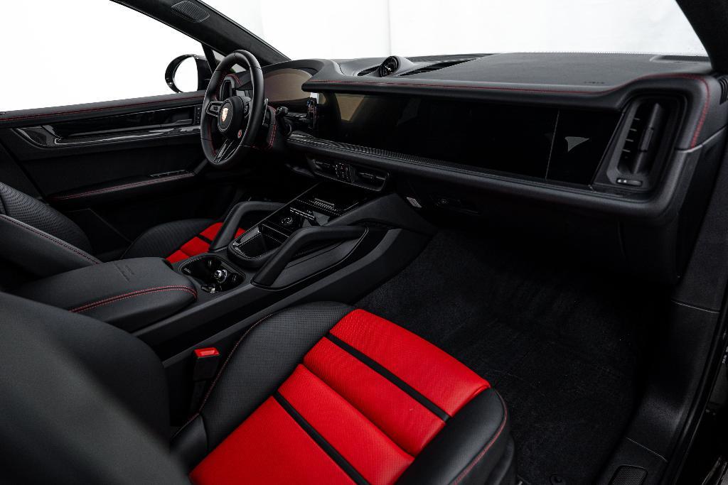 new 2025 Porsche Cayenne car, priced at $229,985