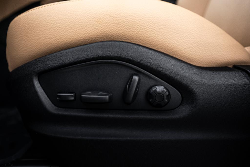 new 2026 Porsche Cayenne car, priced at $101,080