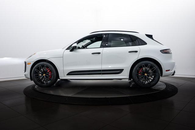 new 2026 Porsche Macan car