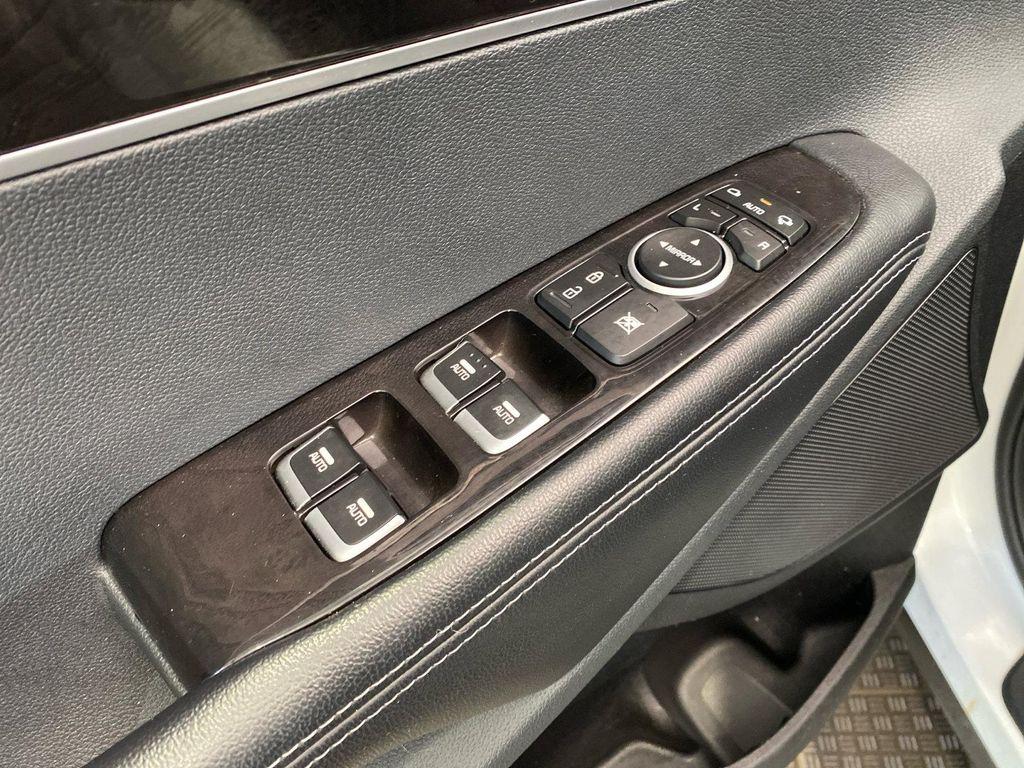 used 2018 Kia Sorento car, priced at $15,739